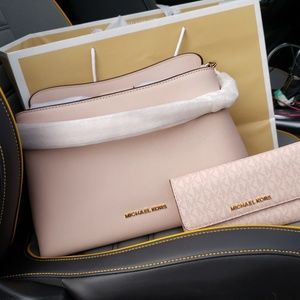 Michael Kors pocketbook and wallet